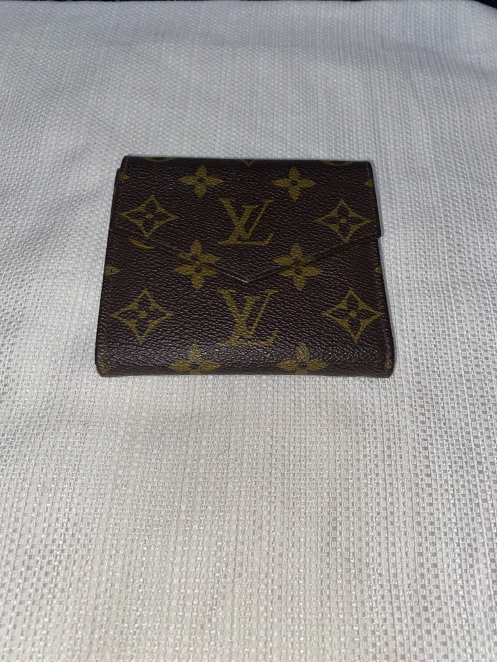 Louis Vuitton Monogram FoldedAuthentic  vintage wallet.